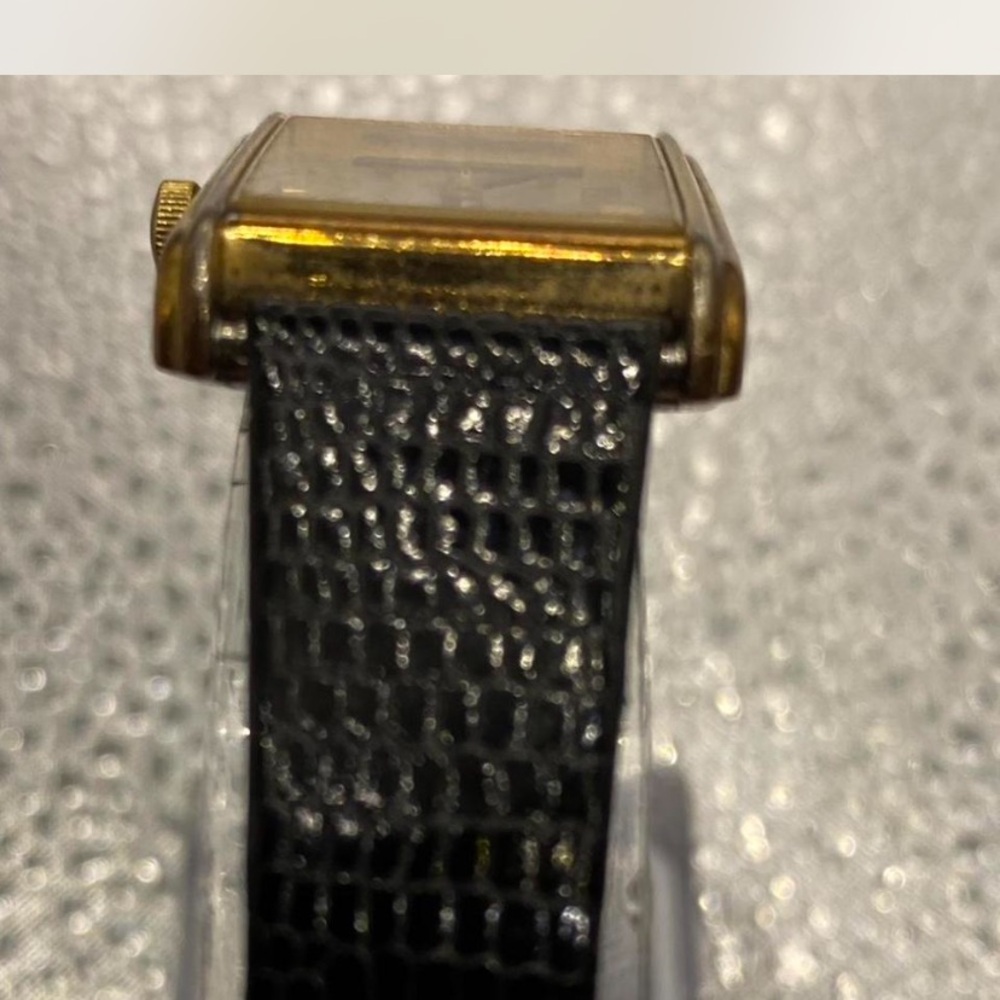 ^^^ Seiko *** Gold Dial Rectangular Watch / Black… - image 7